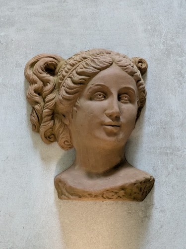 Antikisierende terracotta - antikisierende,